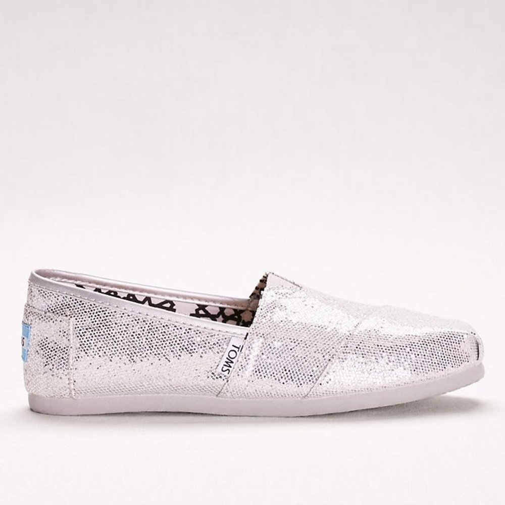 ✨Silver Glitter Toms✨